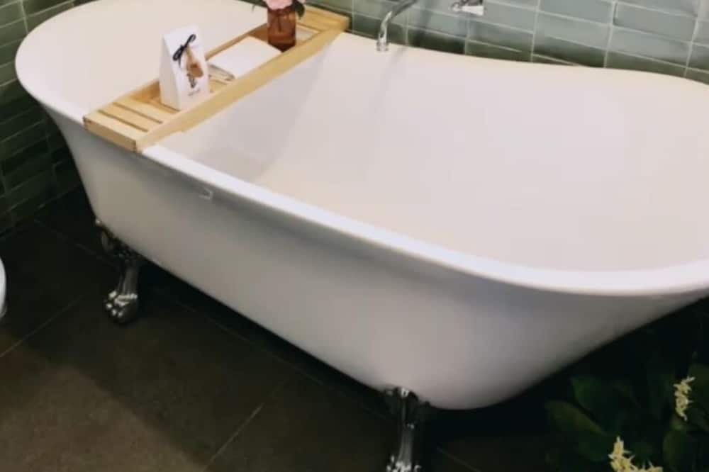 Photo of Bathroom in Maldon