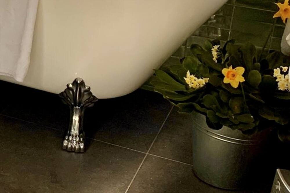 Photo of Bathroom in Maldon