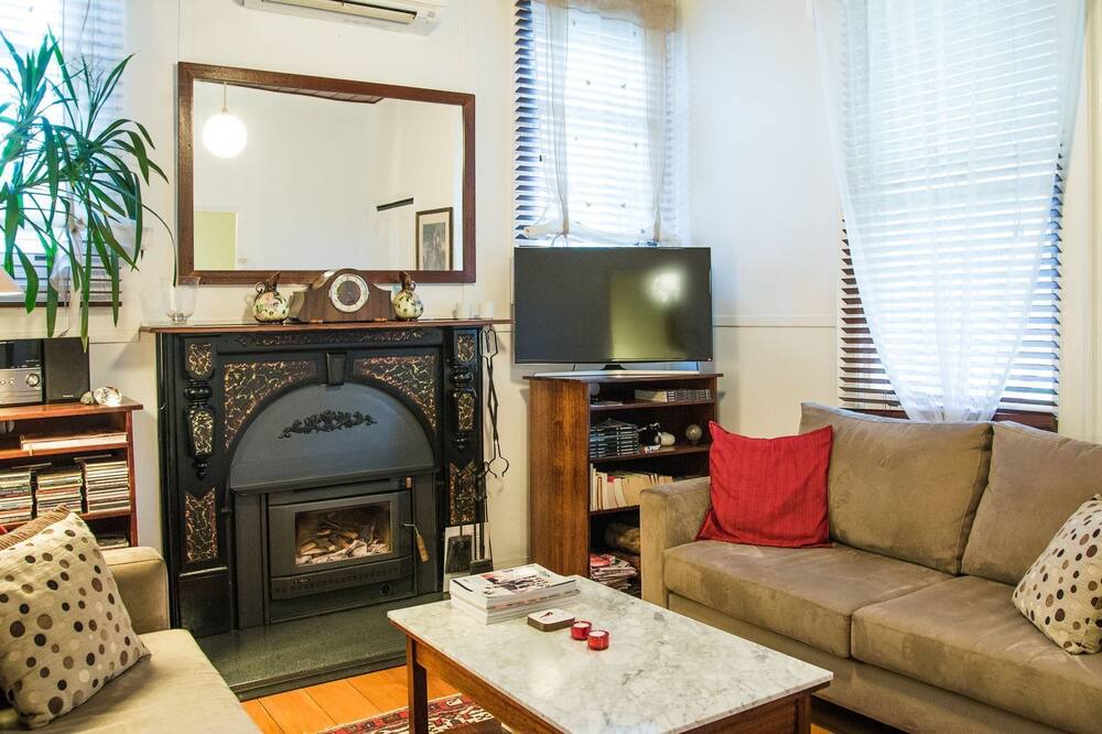 Photo of Livingroom in Maldon