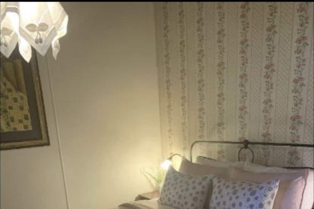 Photo of Bedroom in Maldon