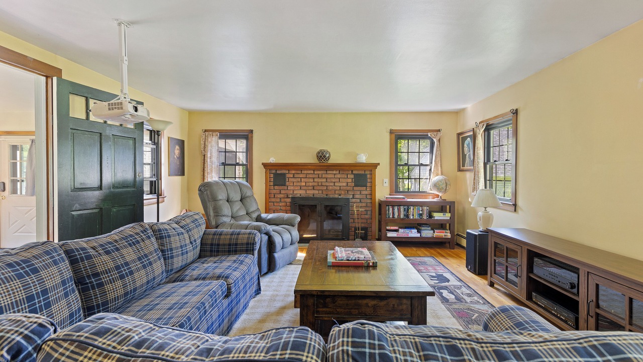 Photo of Livingroom in Grahamsville