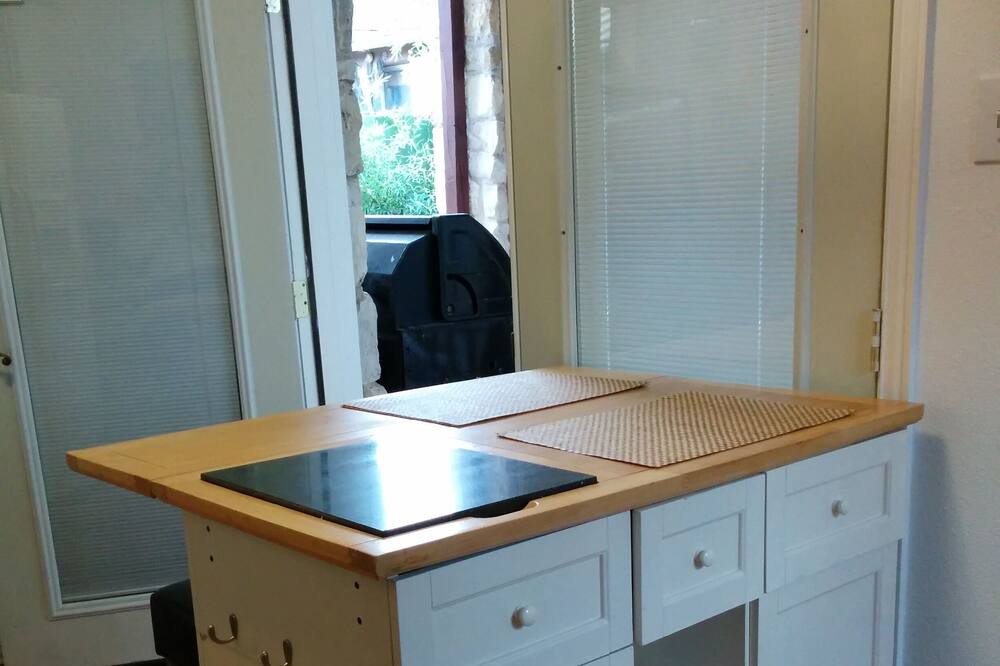 Photo of Bedroom in Lower Greenville