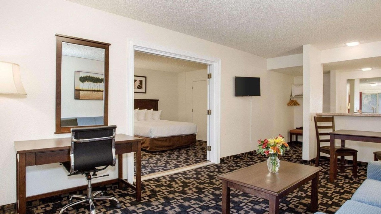 Photo of Others in Cornwall Park