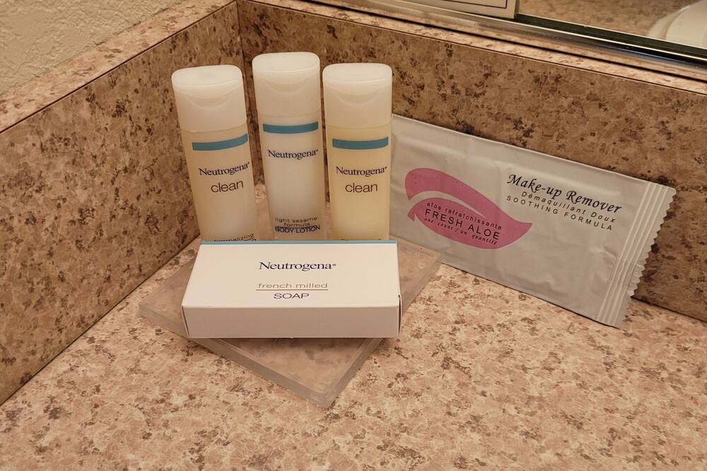 Photo of Bathroom in Cornwall Park