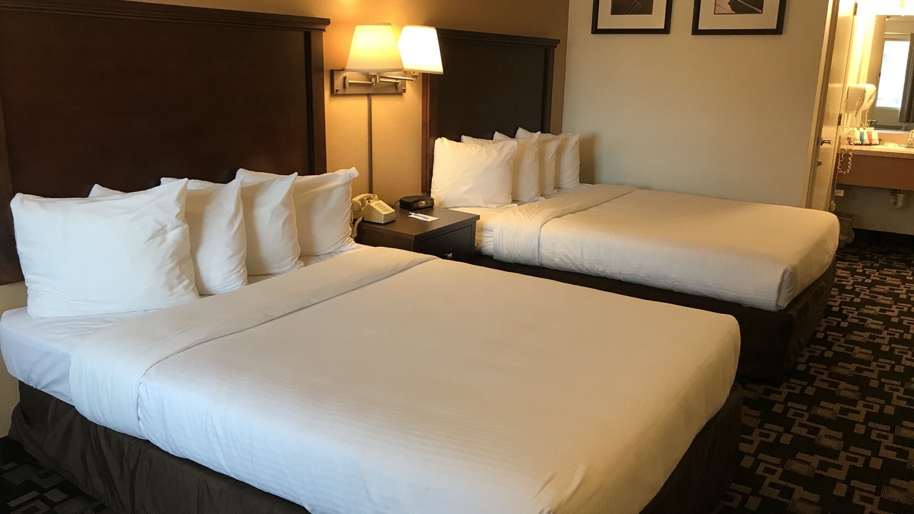 Photo of Bedroom in Cornwall Park