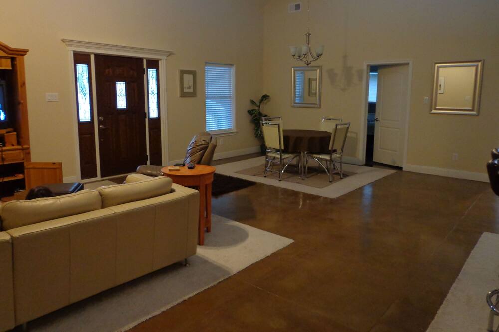 Photo of Bedroom in Cape Royale