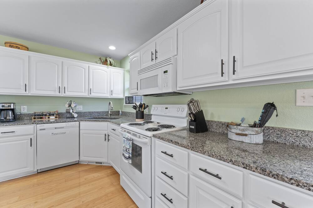 Photo of Kitchen in Rockaway Beach