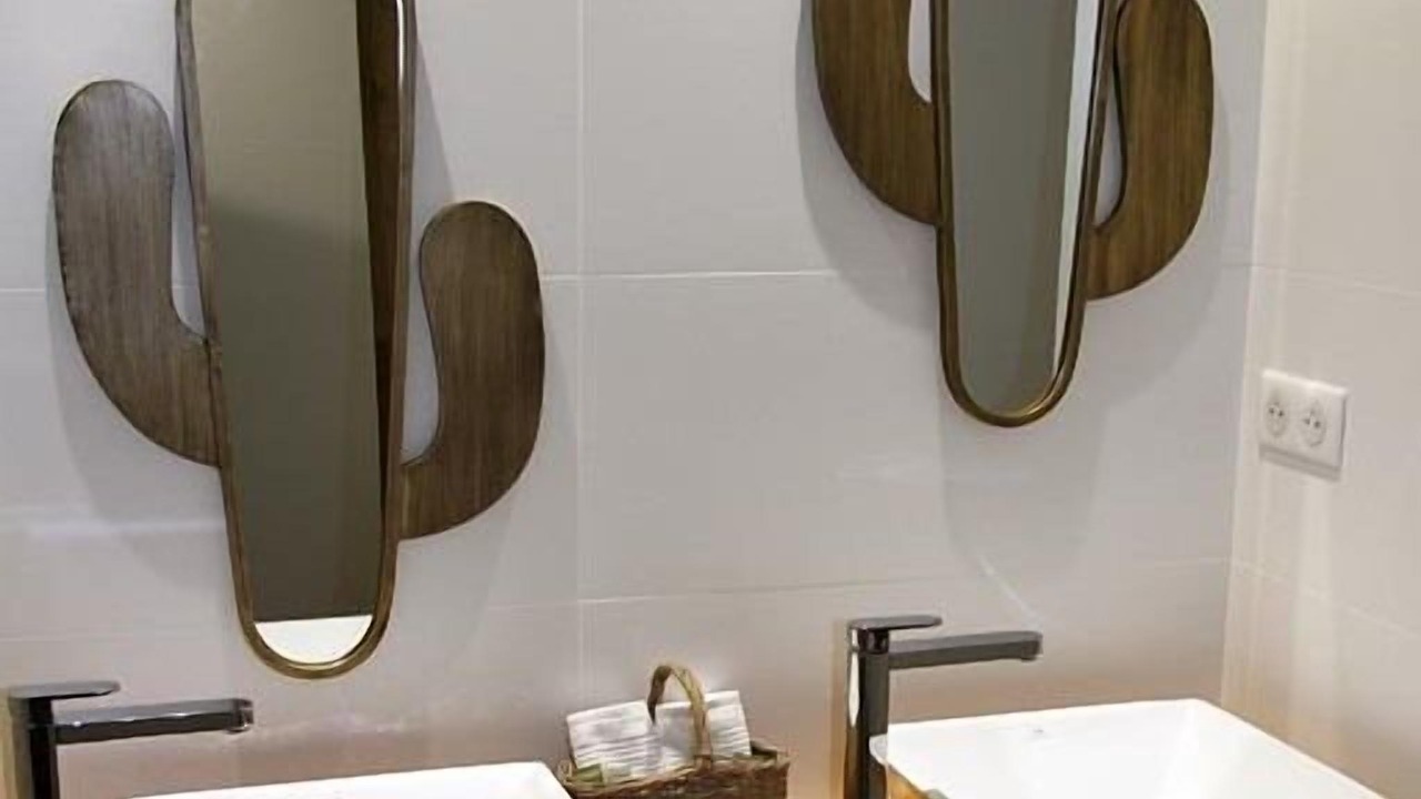 Photo of Bathroom in Nyls