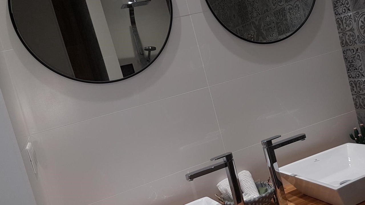 Photo of Bathroom in Nyls
