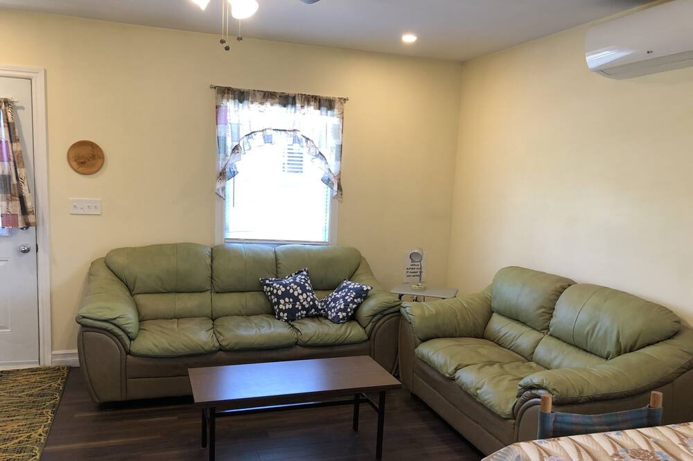 Photo of Livingroom in Seafoam