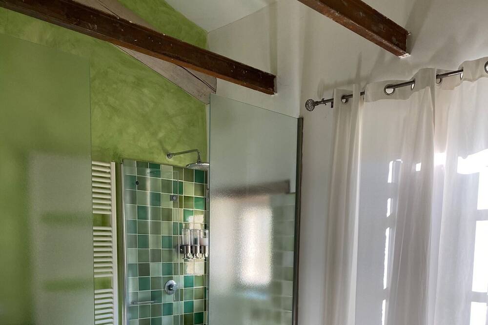 Photo of Bedroom in Simiane-la-Rotonde