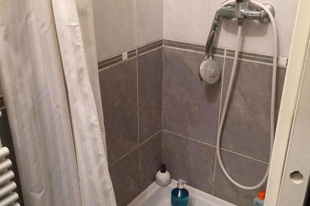 Photo of Bathroom in Alco