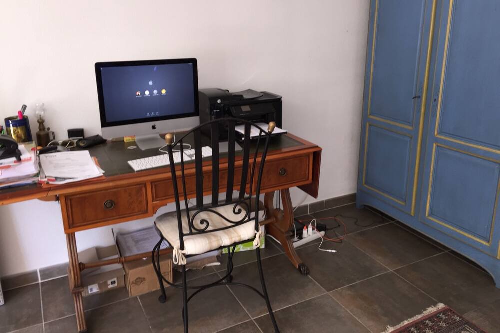 Photo of Bedroom in Alco