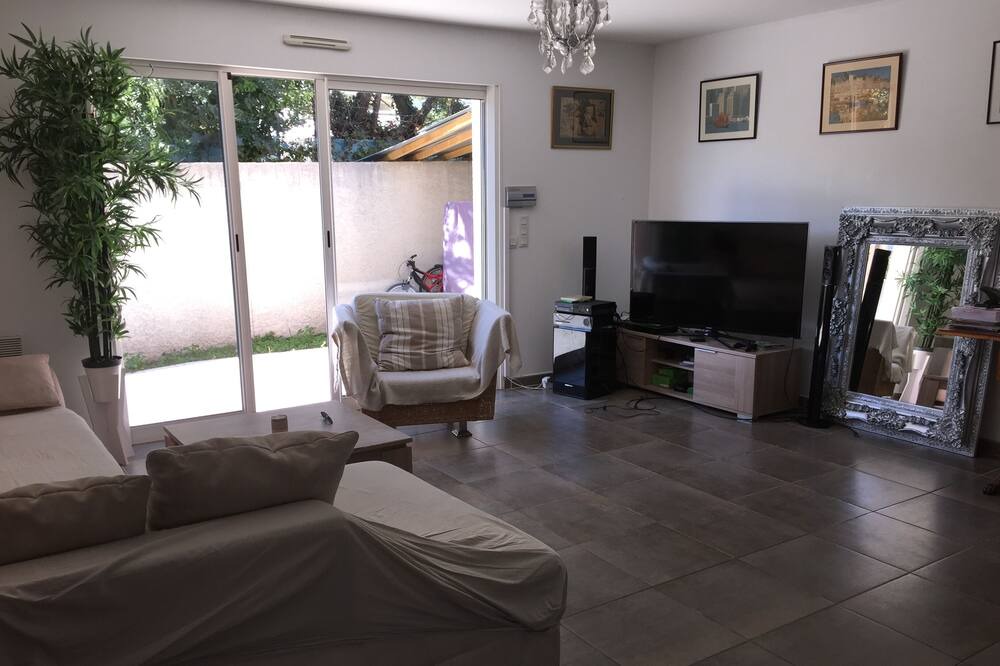 Photo of Bedroom in Alco