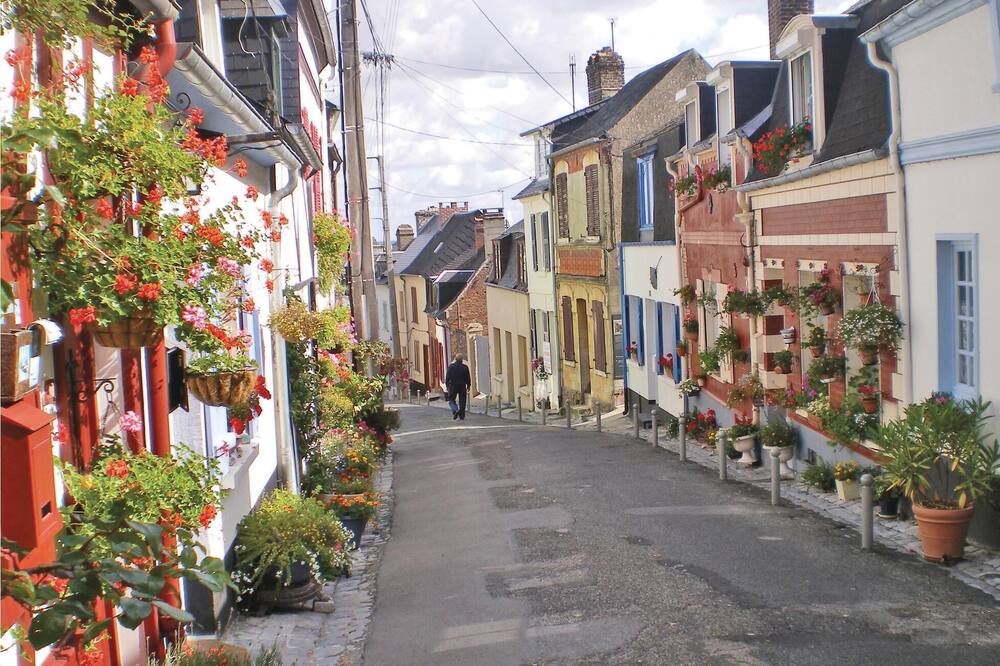 Photo of Others in Beauvois