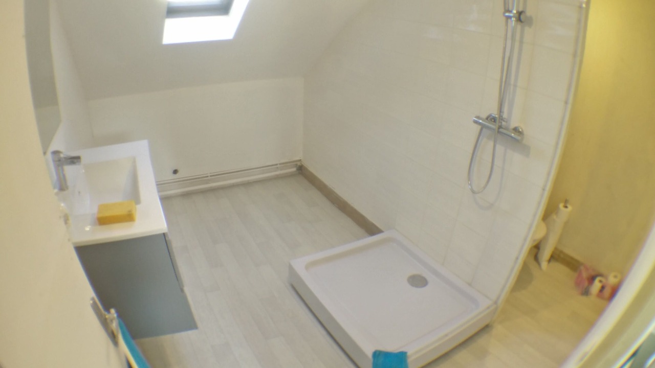 Photo of Bathroom in Charleville-Mezieres