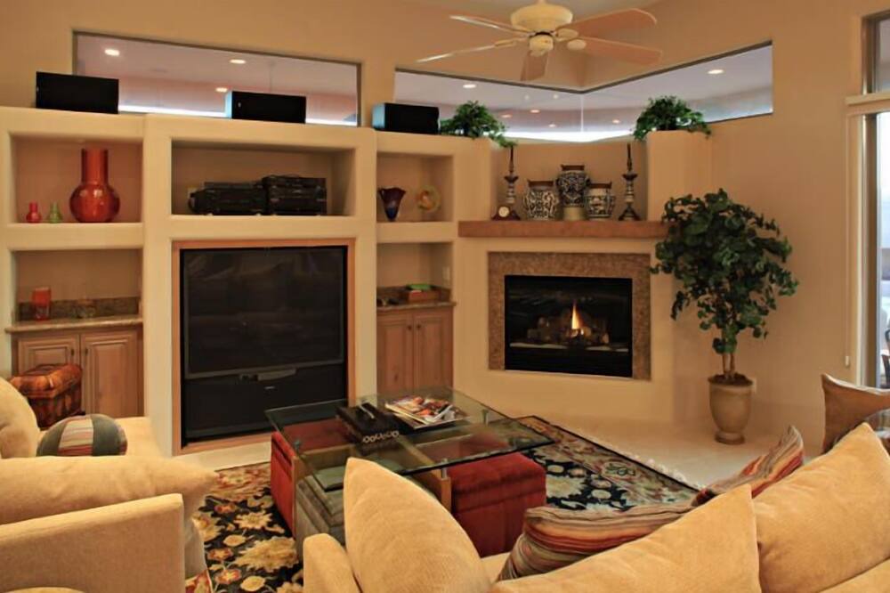 Photo of Bedroom in Desert Mountain