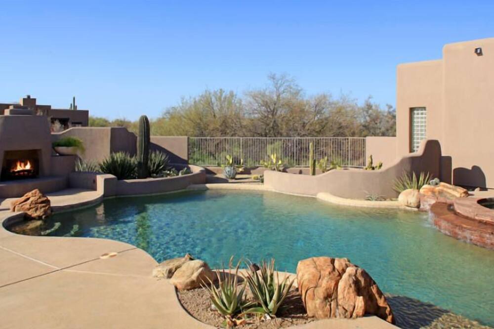 Photo of Others in Desert Mountain