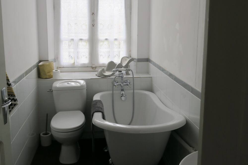 Photo of Bathroom in Le Boupere
