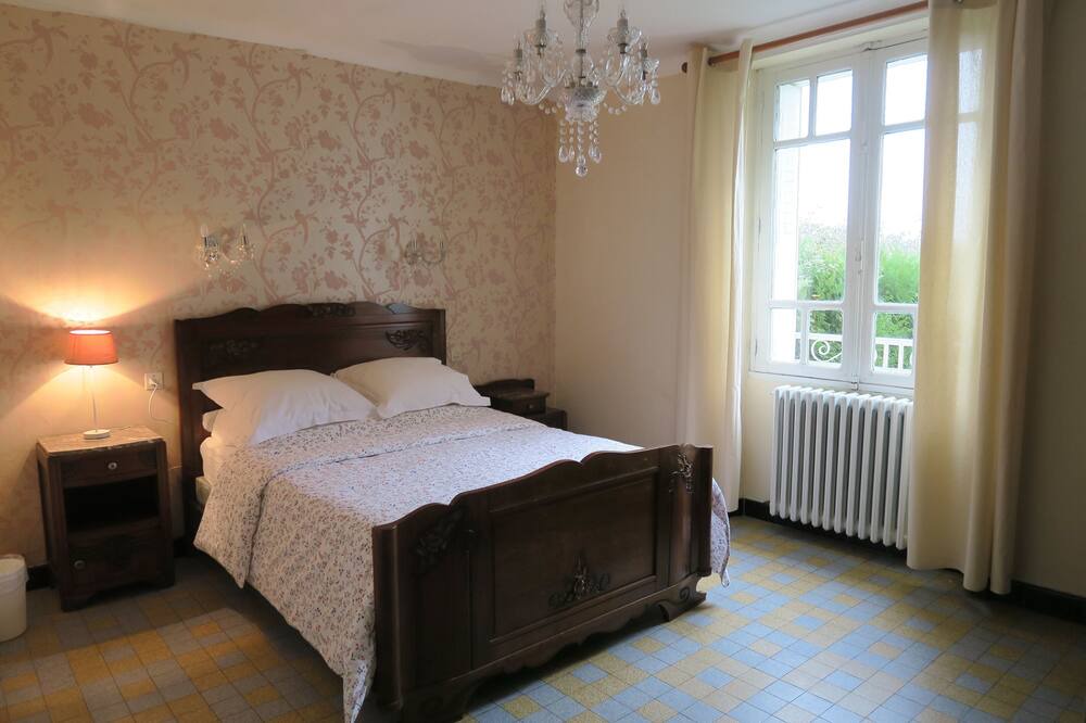 Photo of Bedroom in Le Boupere
