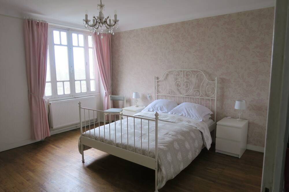 Photo of Bedroom in Le Boupere