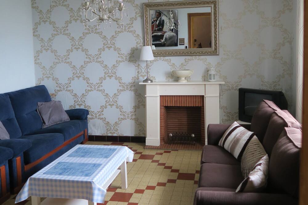 Photo of Livingroom in Le Boupere