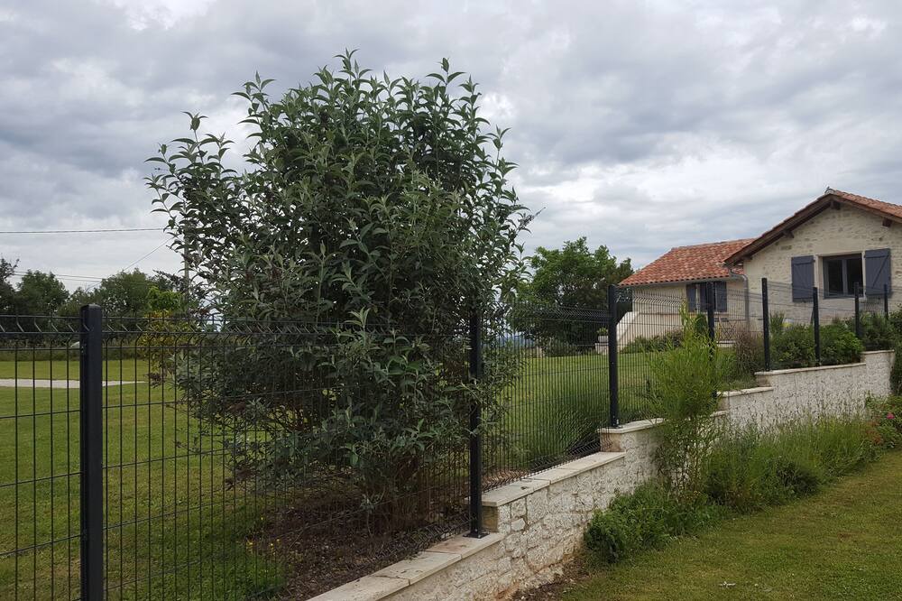 Photo of Outdoor in Calamane