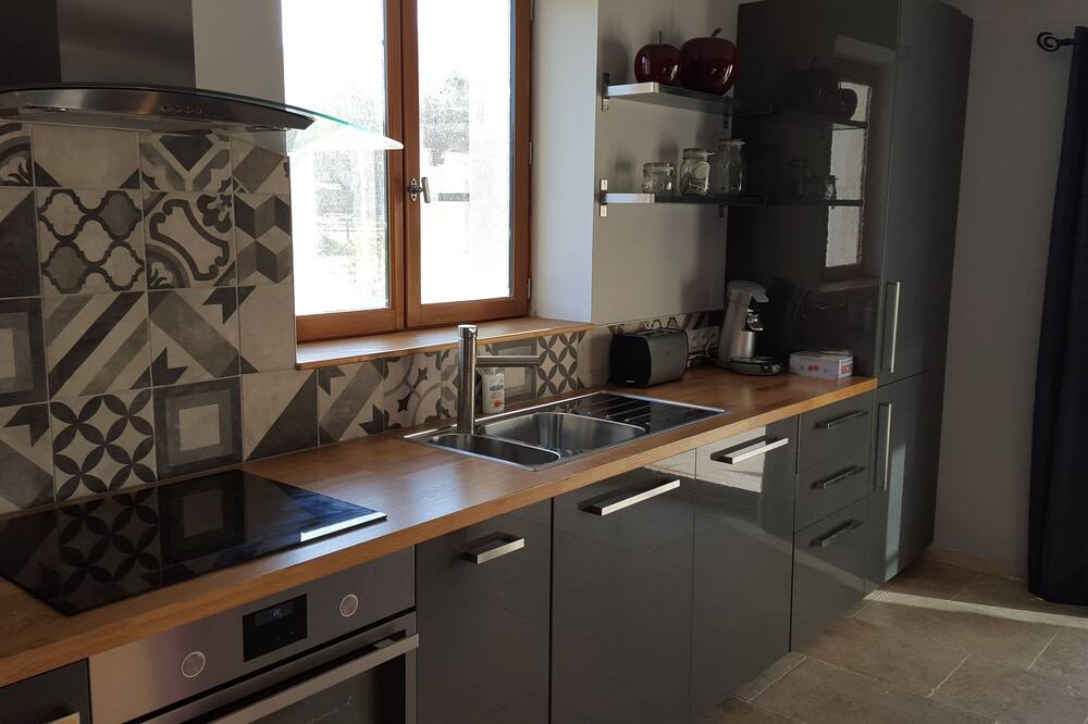 Photo of Kitchen in Calamane