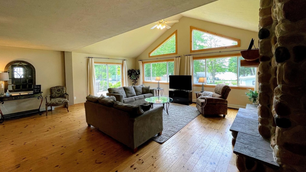 Photo of Livingroom in Grawn