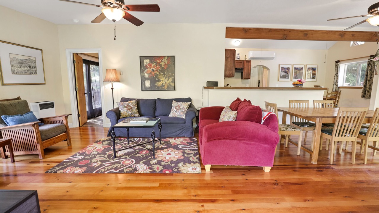 Photo of Livingroom in Newcastle
