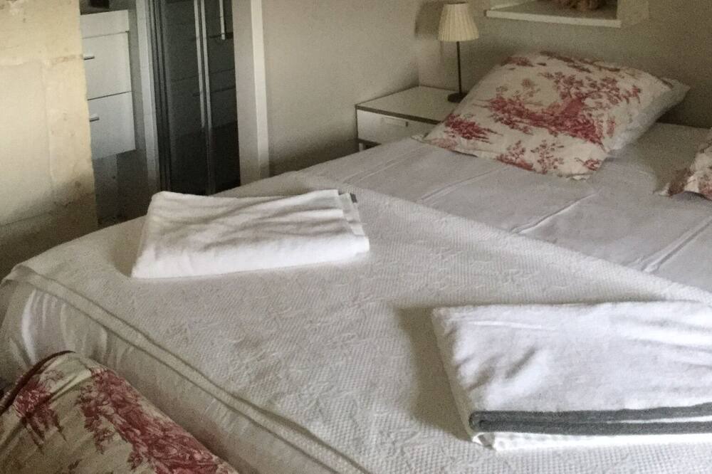 Photo of Bedroom in Yzeures-sur-Creuse