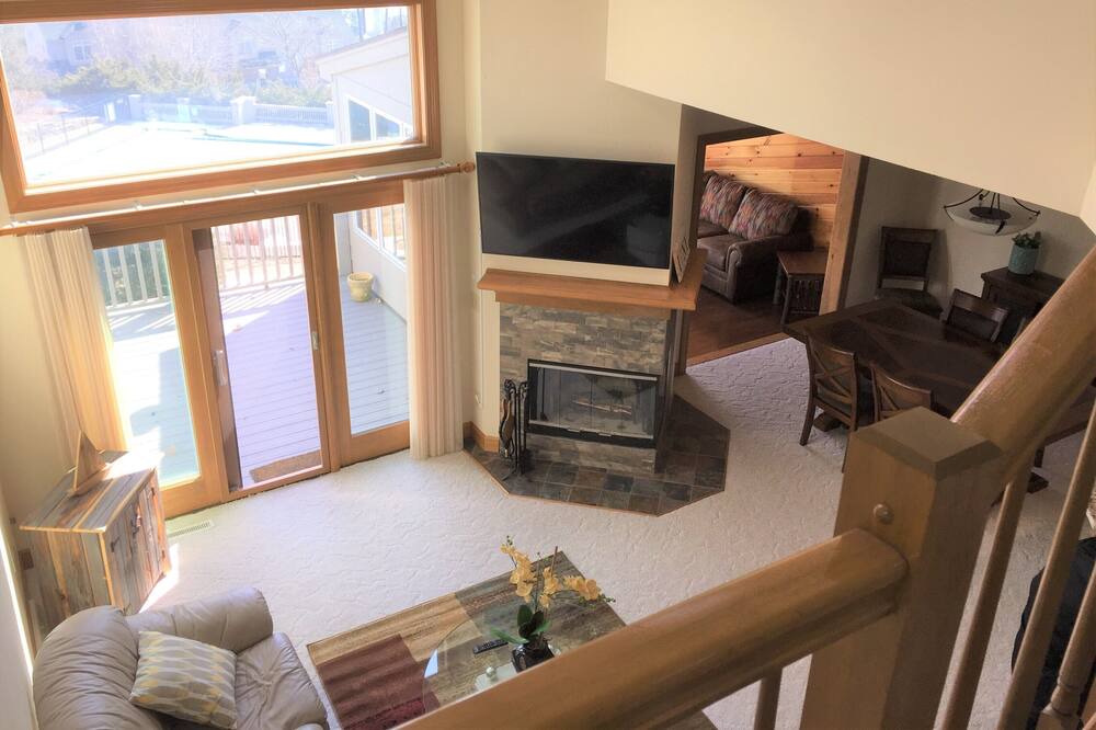 Photo of Livingroom in Lake George