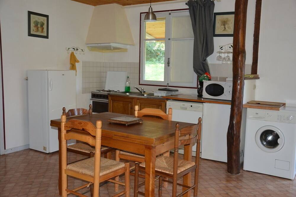 Photo of Kitchen in Riols