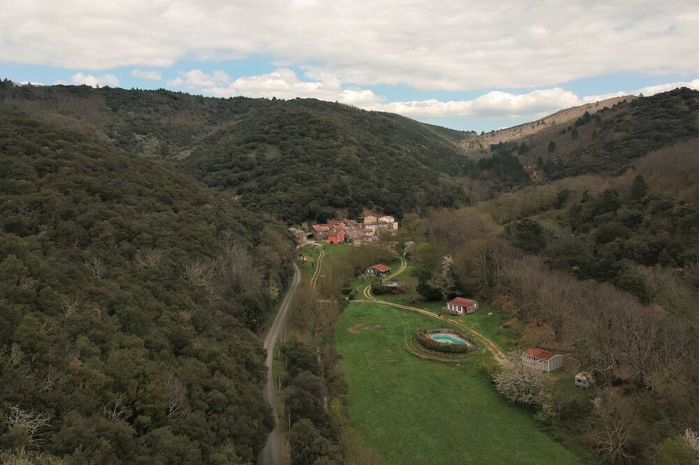 Photo of Outdoor in Riols