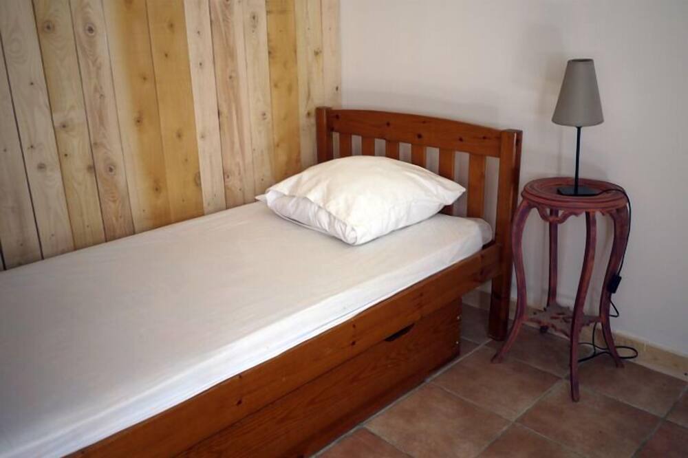 Photo of Bedroom in Riols