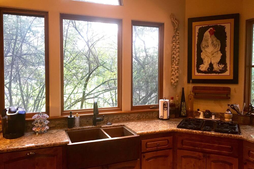 Photo of Kitchen in St. Helena
