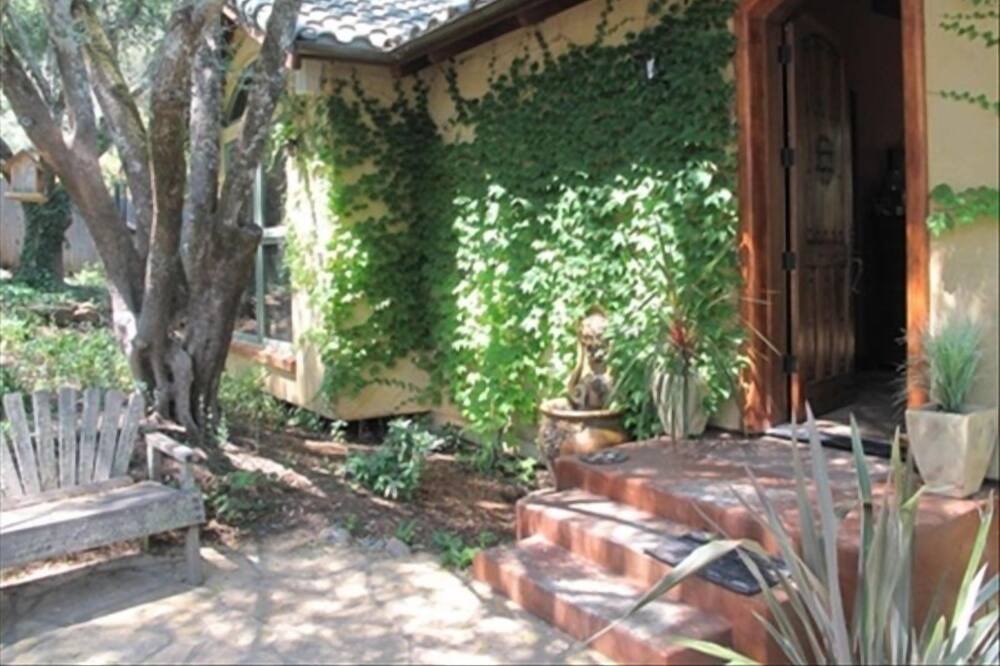 Photo of Others in St. Helena