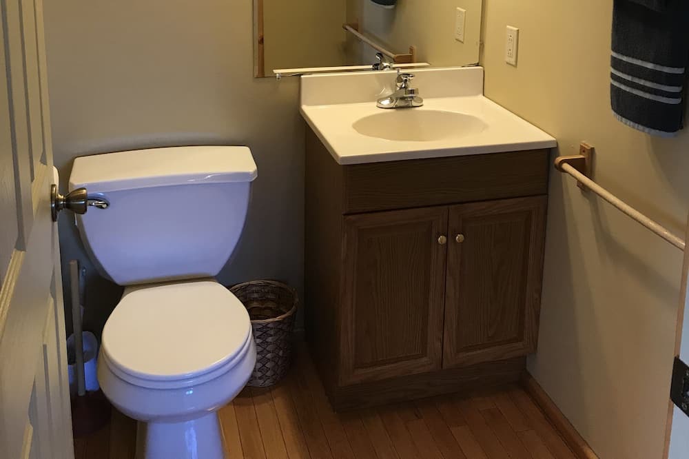 Photo of Bathroom in Magnet