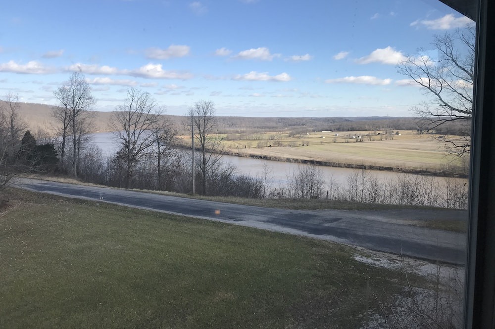 Photo of Others in Magnet