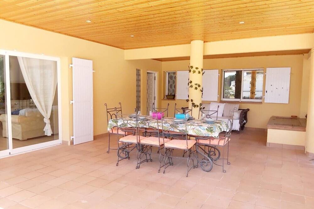 Photo of Kitchen in L Almadrava