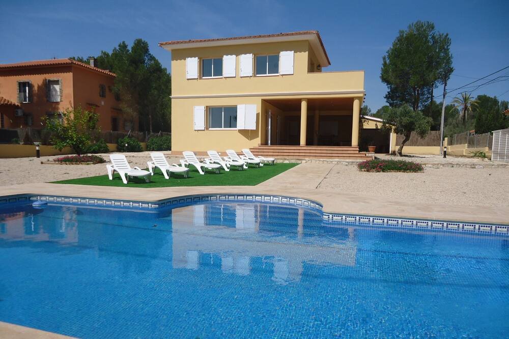 Photo of Outdoor in L Almadrava