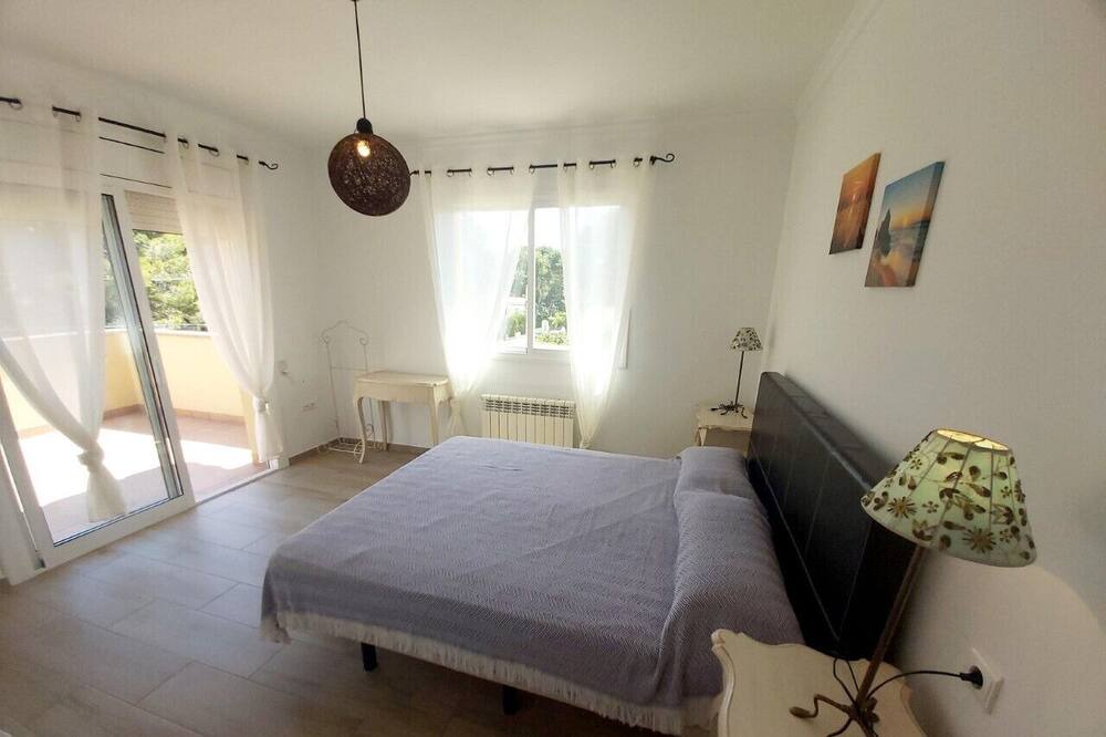 Photo of Bedroom in L Almadrava