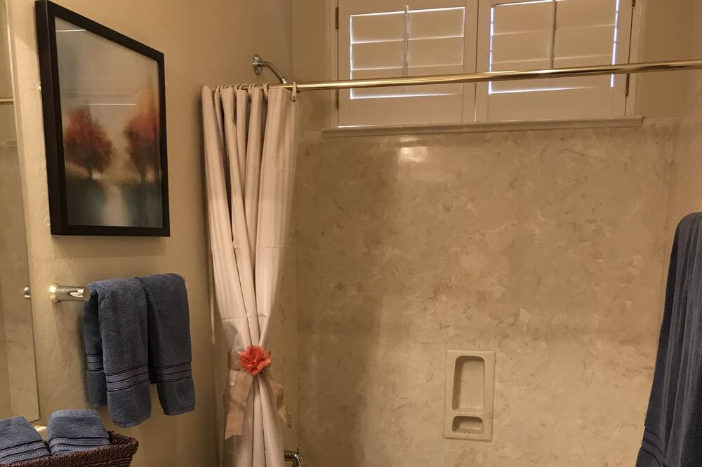 Photo of Bathroom in Legend Trail