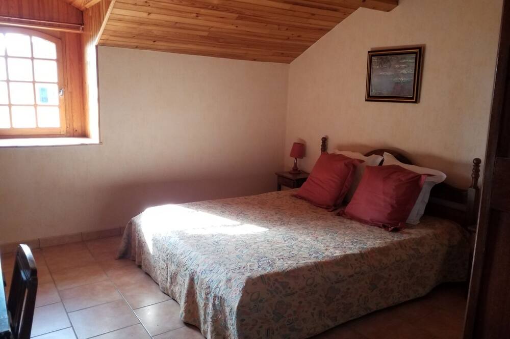 Photo of Bedroom in Bouloc