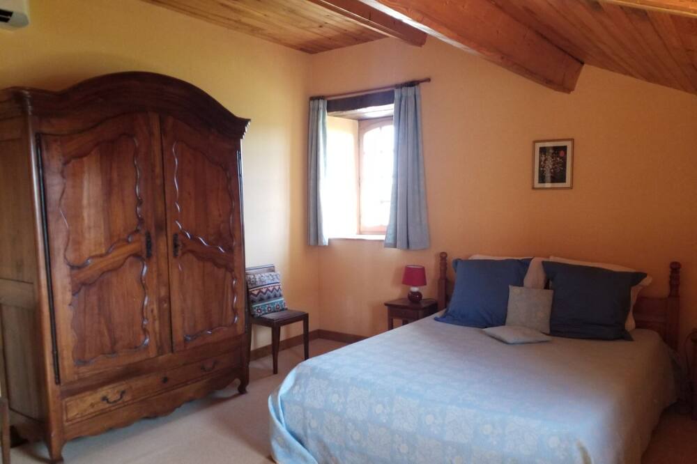 Photo of Bedroom in Bouloc