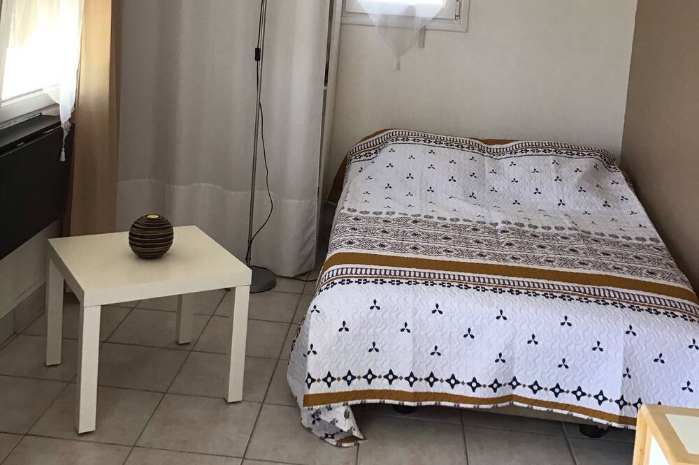 Photo of Bedroom in La Seyne-sur-Mer