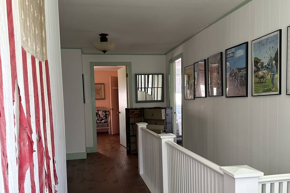 Photo of Others in East Chop