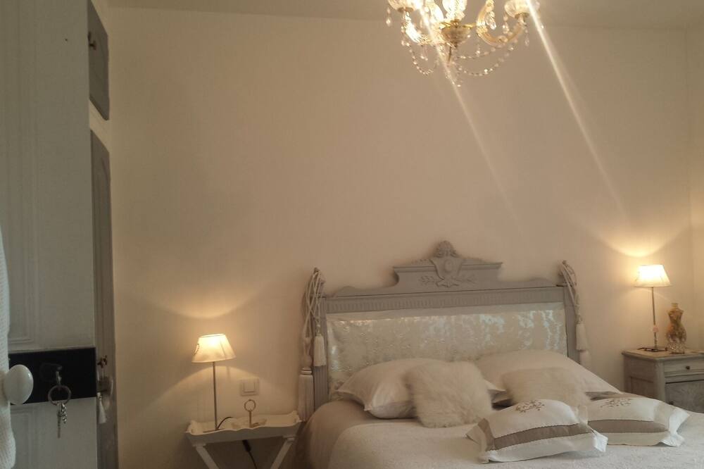 Photo of Bedroom in Capestang