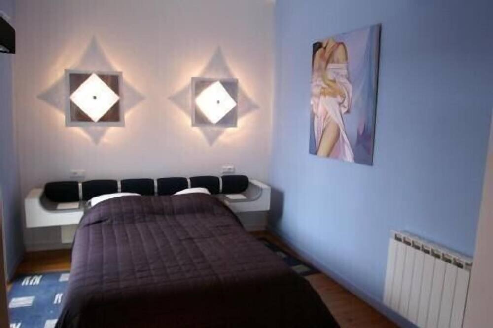 Photo of Others in Sainte-Colombe-sur-lHers