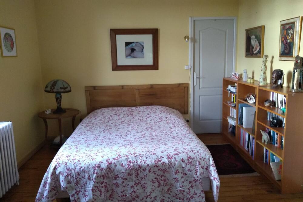 Photo of Bedroom in Lavaur